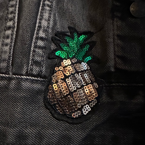 Embroidered Black Denim Jacket with Floral Accents - Picture 5 of 10